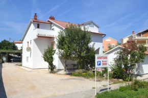  Apartments Ribarić Mare  Баньол